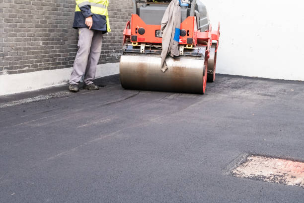 Best Asphalt Driveway Installation  in Fort Walton Beach, FL